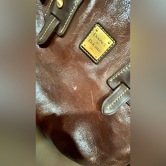 Brown Dooney & Bourke Florentine bag - Picture 2 of 6